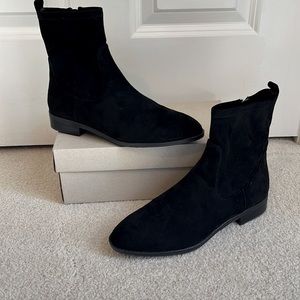 Marc Fisher ankle boots size 7
